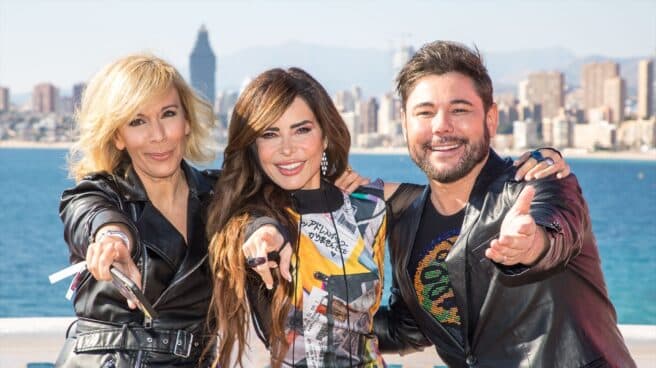 María Eizaguirre, Gloria Trevi y Miguel Poveda, en la presentación de la segunda semifinal del 'Benidorm Fest'