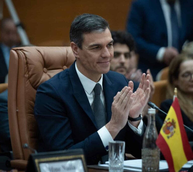 El Gobierno reconoce ante los empresarios españoles en Argelia que no midió las consecuencias del cambio en el Sáhara