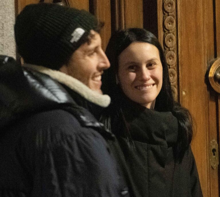 Sebastián Yatra y Milena Smit, dos compañeros de trabajo con mucha química
