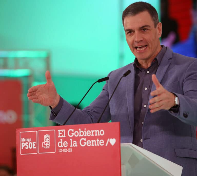 El CIS de Tezanos da un subidón de 2 puntos al PSOE pese a caer en la intención de voto directa