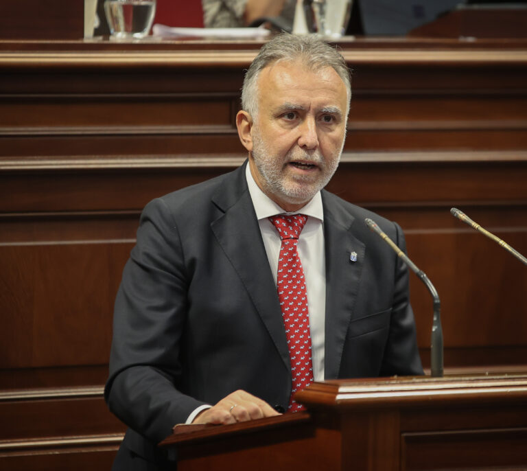 El presidente de Canarias anuncia que el PSOE se personará como acusación popular en el 'caso Mediador'