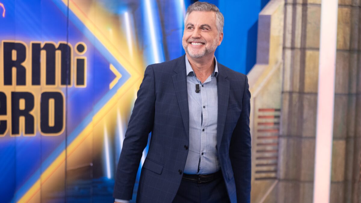 Carlos Asina llega a 'El Hormiguero' para celebrar el día de la radio