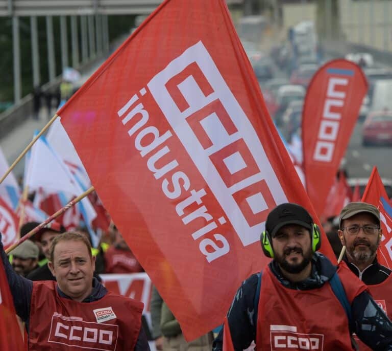 CCOO, cuando el sindicato es quien despide y congela salarios