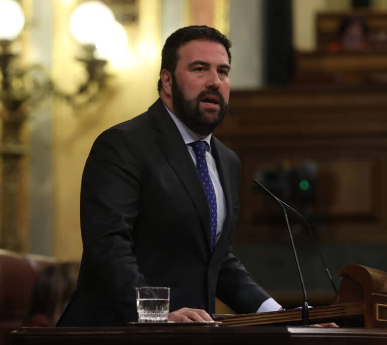 ERC-Bildu pide que la firma del rey Felipe VI no figure en los títulos universitarios