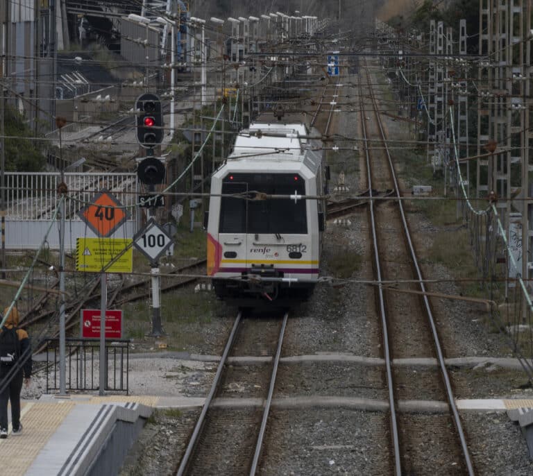 Trenes japoneses, políticos españoles