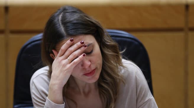 Un escándalo mayúsculo La ministra de Igualdad, Irene Montero, durante el pleno del Senado, este martes en Madrid.