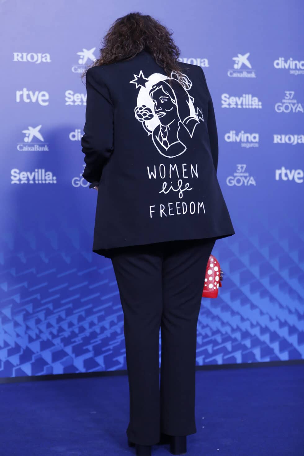 La directora Isabel Coixet a su llegada a la XXXVII edición de los Premios Goya