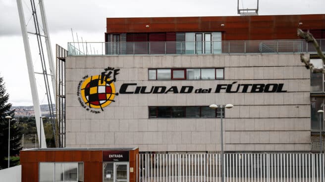 Sede de la RFEF en la Ciudad del Fútbol de Las Rozas. Sede de la RFEF en la Ciudad del Fútbol de Las Rozas.