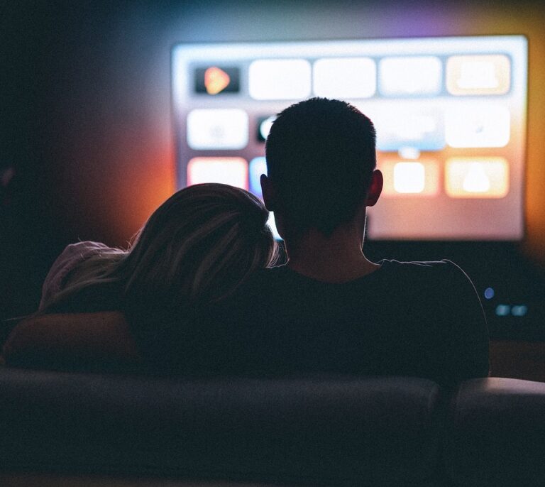 Doce alternativas a Netflix gratuitas y legales para ver películas