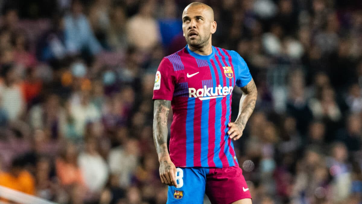 Dani Alves, en un partido de la pasada temporada.