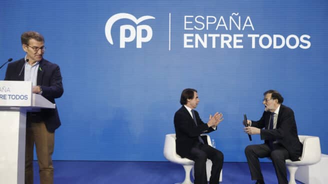 Alberto Núñez Feijóo hace precampaña en Valencia