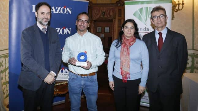 Francisco Carrión recibe el Premio Periodismo Joven 'Manuel Barrios'