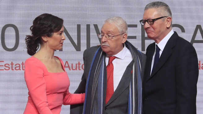 40º aniversario del Estatuto de Autonomía de la Comunidad de Madrid Joaquín Leguina, Isabel Díaz Ayuso y Alberto Ruiz Gallardón, este viernes en el 40 aniversario del estatuto de autonomía de la Comunidad de Madrid.