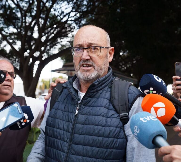 El PSOE, en manos de un delincuente