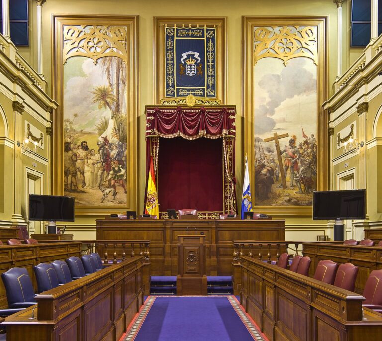 La trama del socialista Bernardo Fuentes pedía "peaje" de 5.000 euros y usaba el Congreso para dar "seriedad"