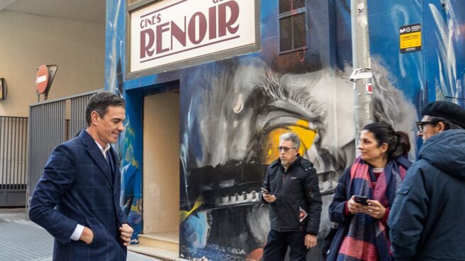 Sánchez asiste al cine a ver 'As Bestas' a un cine en Madrid: "¡Nos vemos en los Premios Goya 2023!" Pedro Sánchez en los cines Renoir