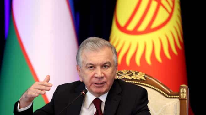 Uzbekistán y por qué nos importa El presidente de Uzbekistán, Shavkat Mirzyoyev, en Kirguistán.