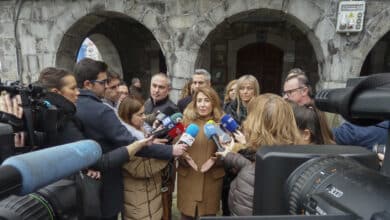 El PP exige explicaciones urgentes en el Congreso por la chapuza de los trenes de Cantabria