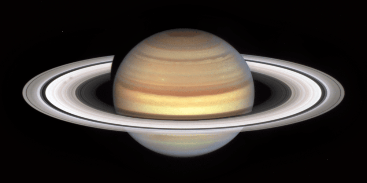 Saturno