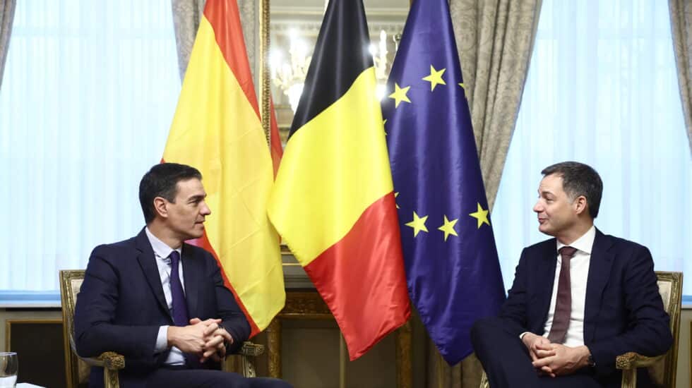 Brussels (Belgium), 23/03/2023.- Belgium's Prime Minister Alexander De Croo (R) and Spain's Prime Minister Pedro Sanchez (L) during their meeting at the Lambermont in Brussels, Belgium, 23 March 2023, ahead of a EU summit. EU leaders will meet for a two-day summit in Brussels. (Bélgica, España, Bruselas) EFE/EPA/STEPHANIE LECOCQ