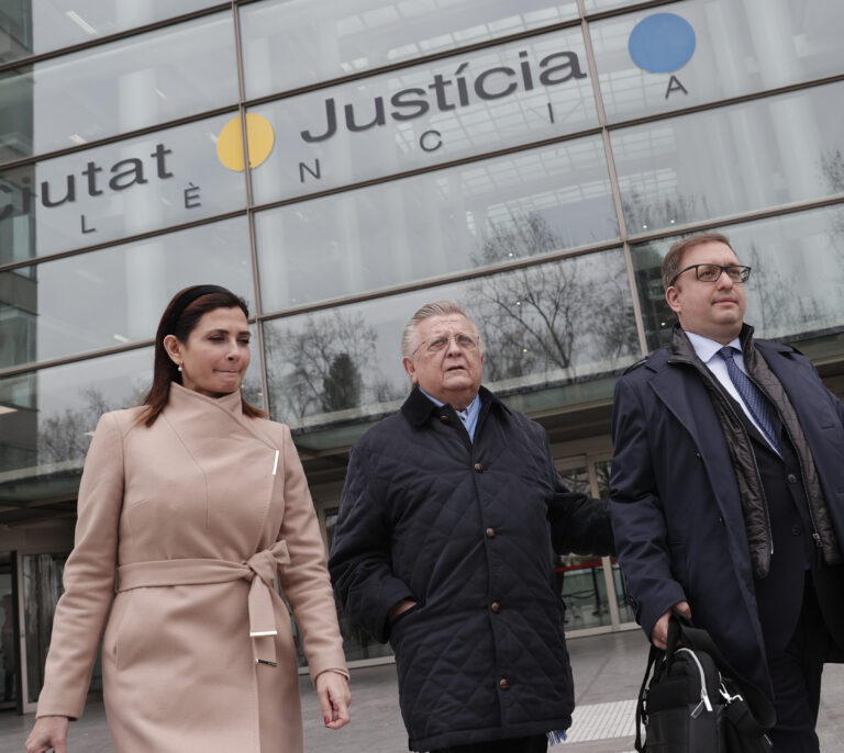 El expresidente del Valencia CF Pedro Cortés, condenado a prisión por abusar sexualmente de un menor canterano del club