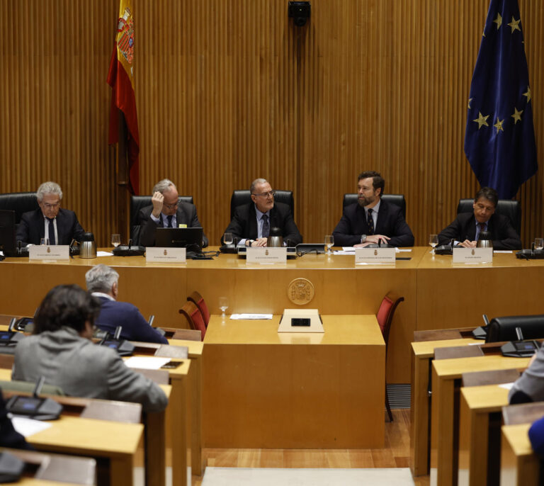 Los psiquiatras se acusan entre sí de estar "politizados" por la Ley Trans: "Es posible que Vox lo haya utilizado"