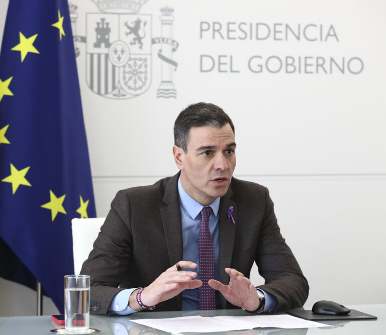 Sánchez no irá al acto del 8-M de Irene Montero y monta otro con empresarias en Moncloa