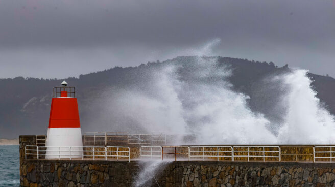 El miércoles habrá lluvias localmente fuertes y más persistentes en el oeste