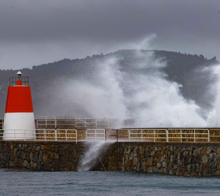 Se activa la alerta en nueve comunidades autónomas por rachas de viento fuerte