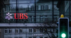 UBS duda sobre cómo abordar la fusión con Credit Suisse en España