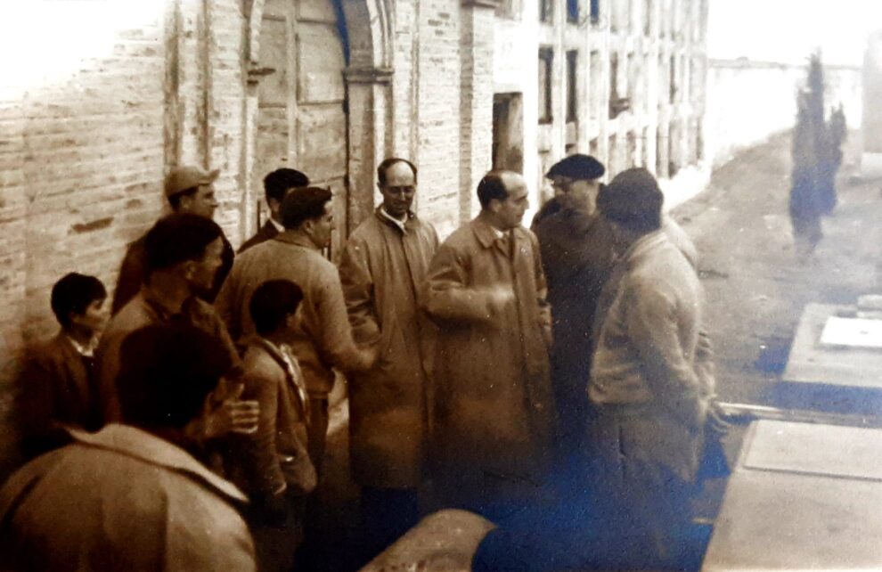 Exhumación realizada en el cementerio de Tudela en 1955. Archivo de Tudela.