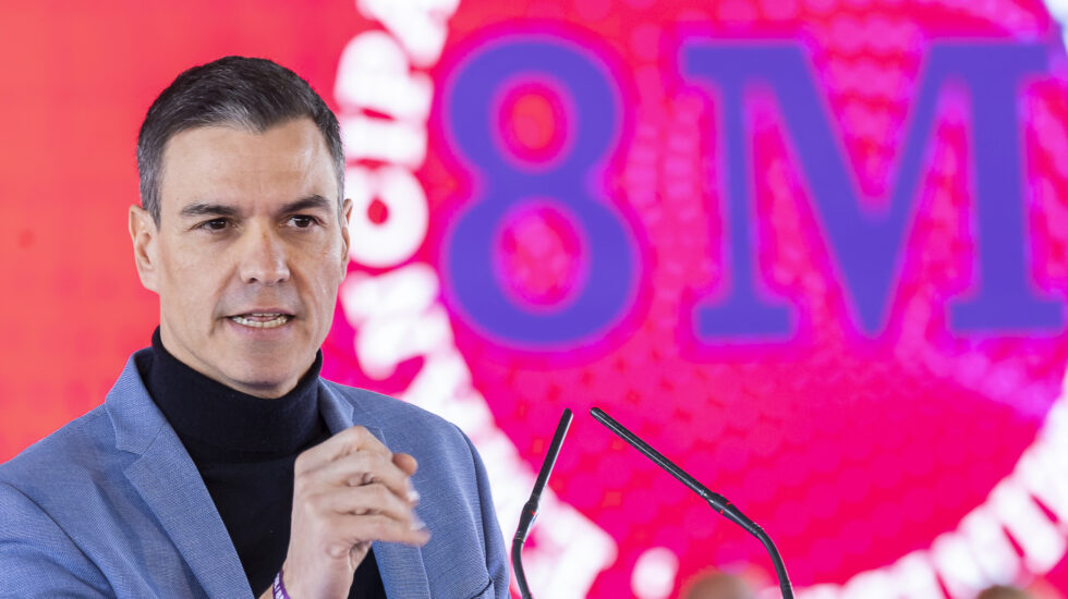 El secretario general del PSOE y presidente del Gobierno, Pedro Sánchez, durante el acto por el Día de la Mujer, este 4 de marzo de 2023 en el Pabellón de Convenciones de la Casa de Campo de Madrid.