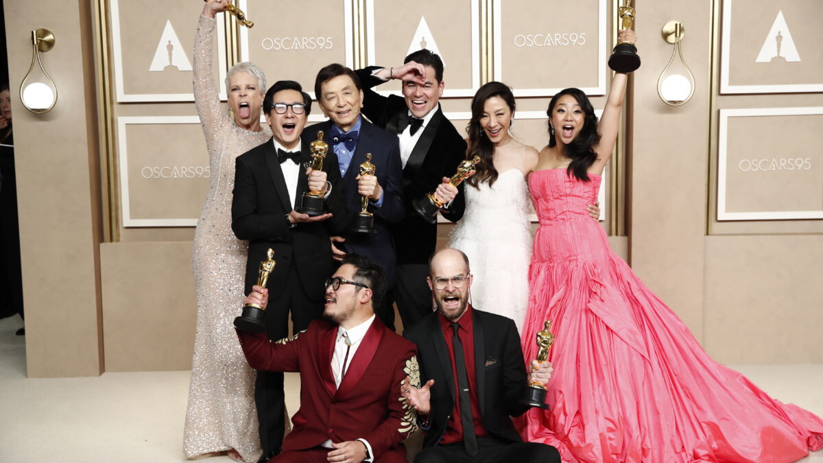 Todo a la vez y con todos los Oscars: los mejores momentos de una gala protagonizada por el multiverso
