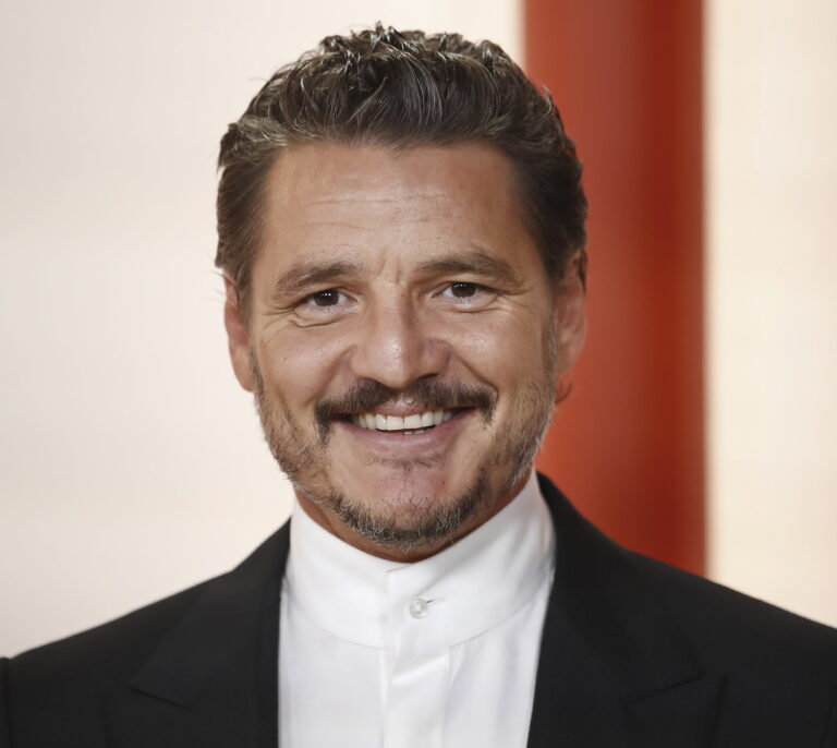 Pedro Pascal, el 'daddy' de Hollywood en lo más íntimo: su familia, vida amorosa y amistades