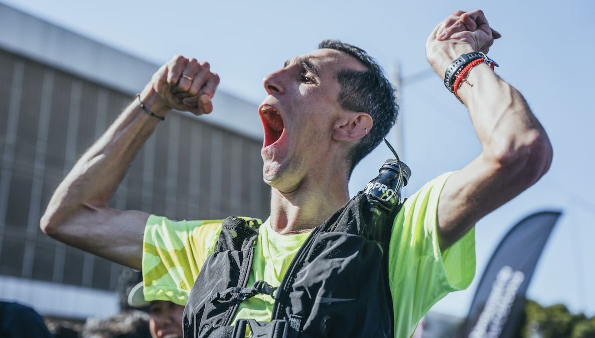 Álex Roca hace historia como el primer deportista con parálisis cerebral y 76% de discapacidad que termina una maratón