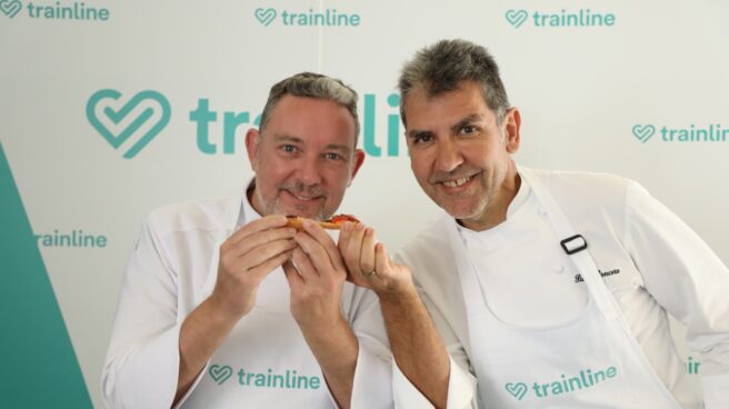 Albert Adrià y Paco Roncero con la tapa de Trainline.