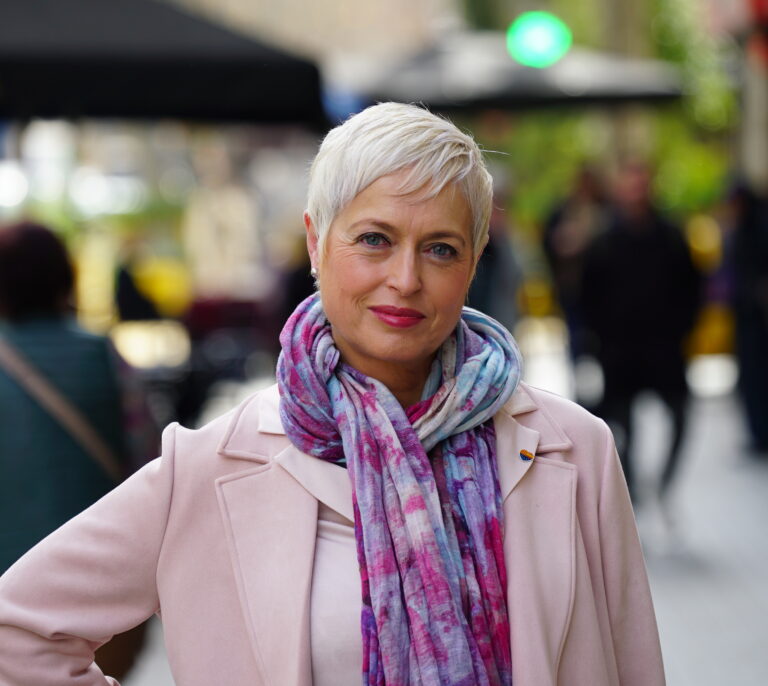 "Si un independentista me compra mi bilingüismo no me cierro a pactos con nadie"   