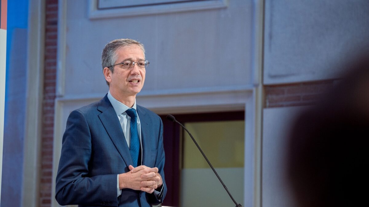 El gobernador del Banco de España, Pablo Hernández de Cos, interviene en un evento en Madrid.