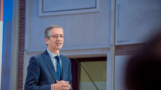 El gobernador del Banco de España, Pablo Hernández de Cos, interviene en un evento en Madrid.