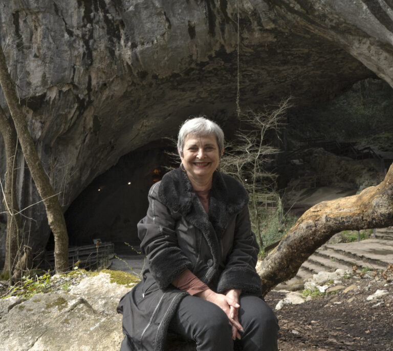 Caza de brujas en Zugarramurdi con Elvira Roca Barea y el buen inquisidor