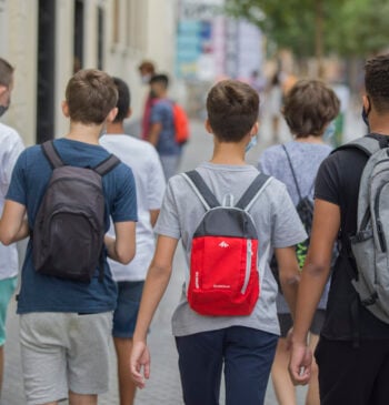 La búsqueda del ahorro en la 'vuelta al cole' dispara la demanda [...]