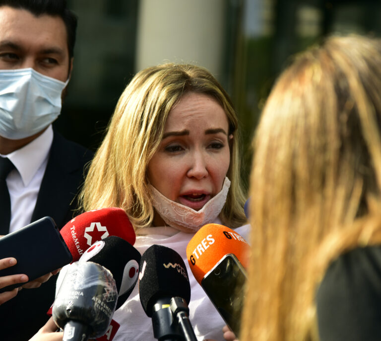 Detienen a Ángela Dobrowolski, exmujer de Mainat, por detonar un explosivo casero en un piso