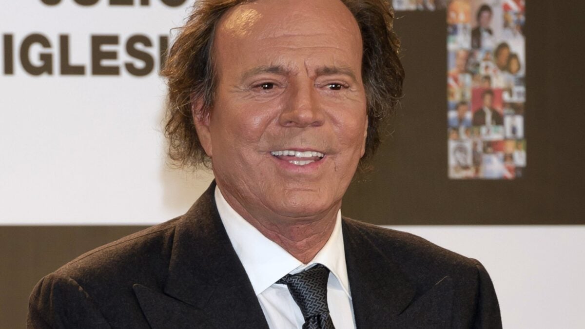 Este año Julio Iglesias cumple 80 años y 55 sobre los escenarios