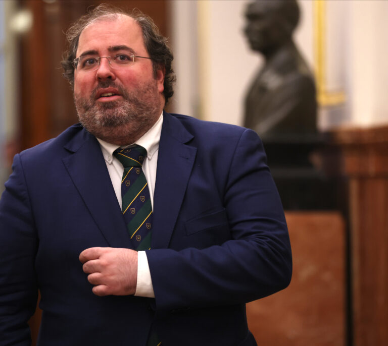 Alberto Casero dimite como diputado y pide suspender su militancia en el PP