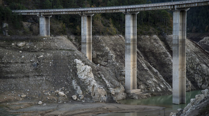 La España sedienta: la reserva de agua de Cataluña y el sur agoniza 