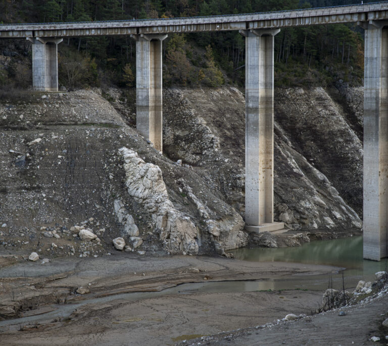 La España sedienta: la reserva de agua de Cataluña y el sur agoniza