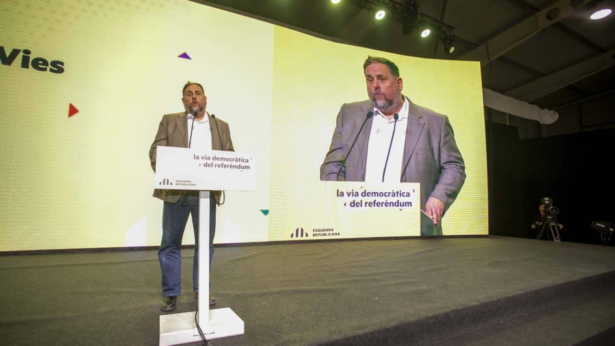 El presidente de ERC, Oriol Junqueras, interviene durante el congreso de Esquerra Republicana de Catalunya, en la Fira de Lleida