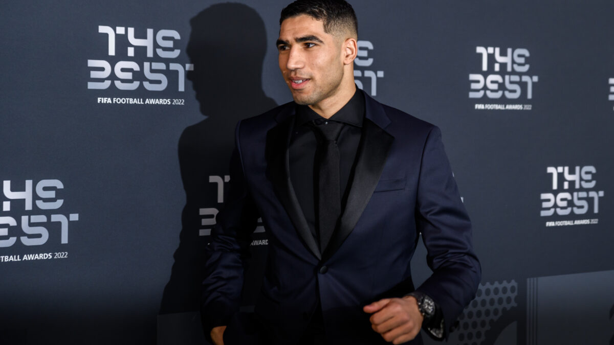 Achraf Hakimi en la ceremonia de los premios FIFA.