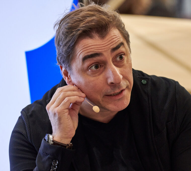 Jordi Roca recupera la voz después de haberla perdido durante años por una distonía
