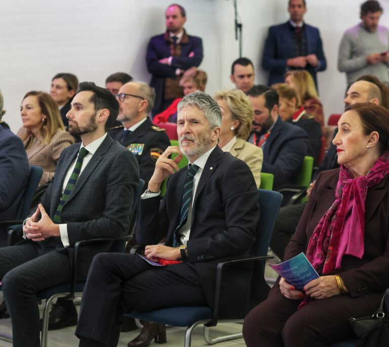 Las obras de 'Alférez Mon' se cobran la cabeza del mando de la Guardia Civil en Tenerife